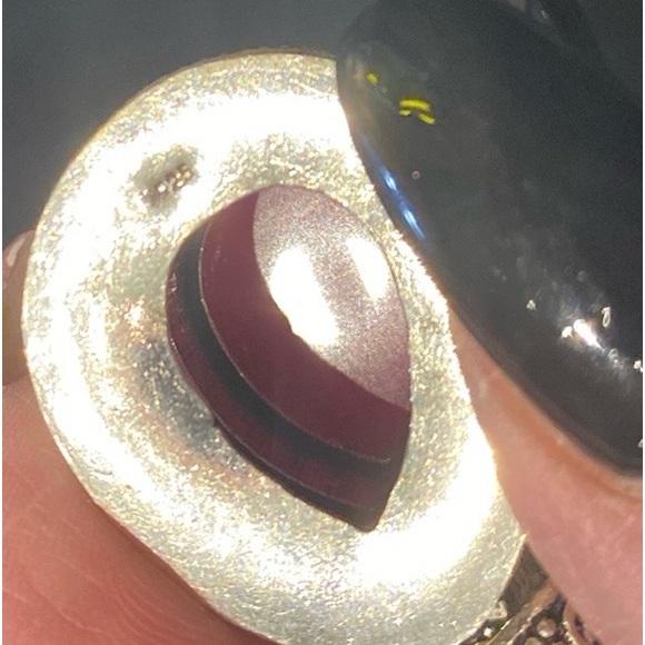 🆕 A beautiful Pink Raw Ruby Set in an Intricate Silver Pendant!!! Brand NEW!!! - Picture 3 of 3